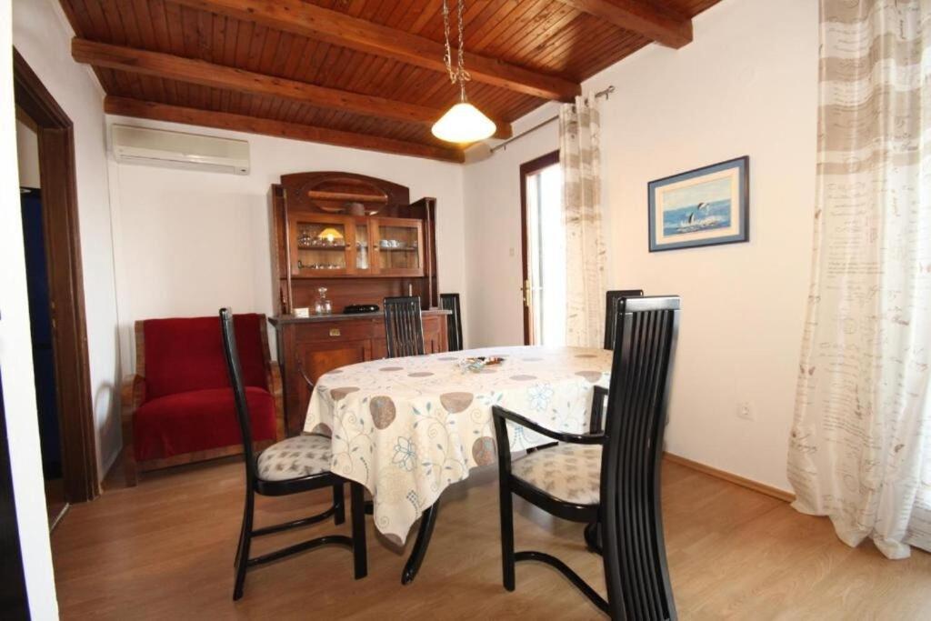 Apartment Iva Molunat Bagian luar foto